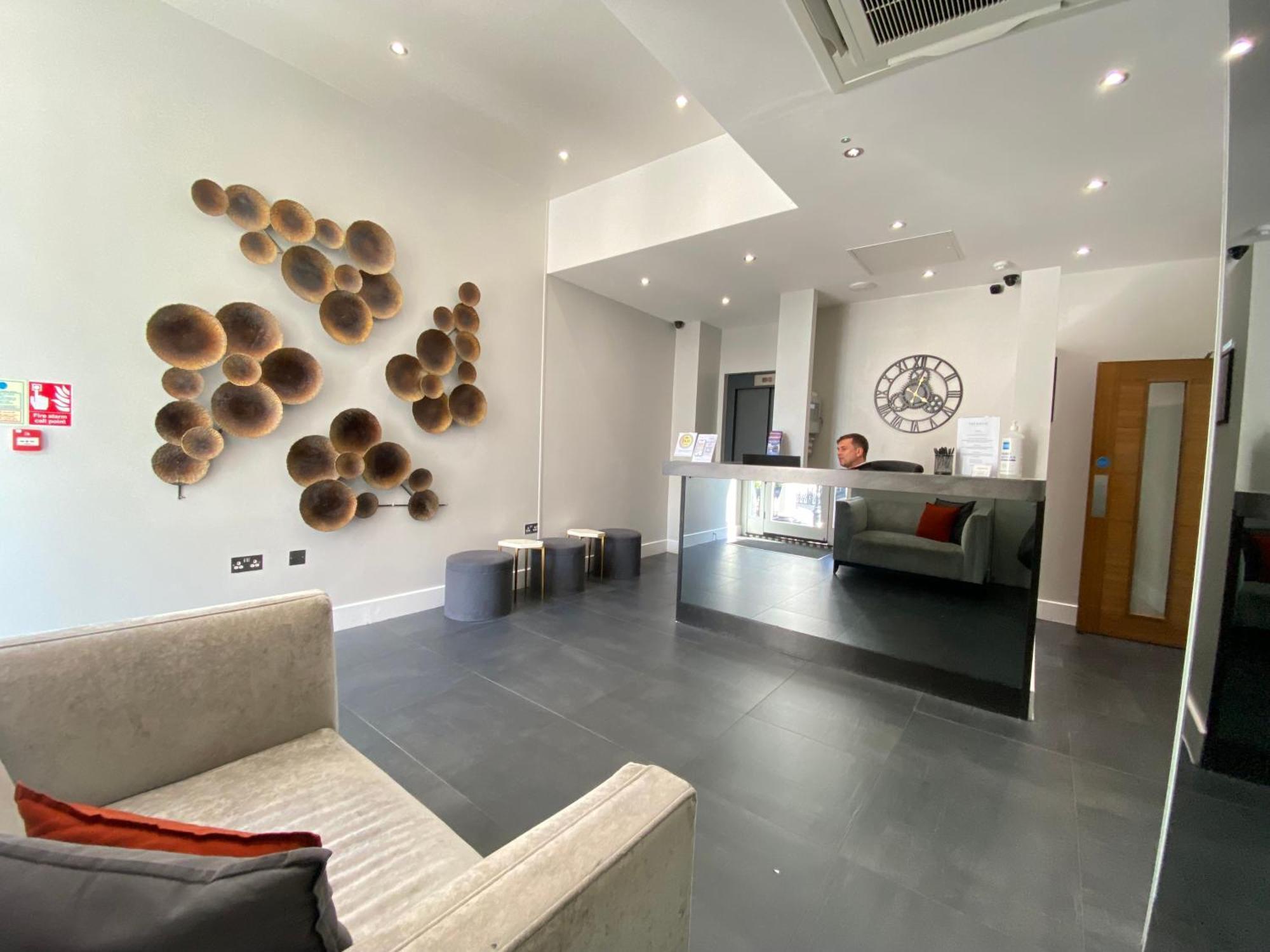 Trebovir Hotel London Exterior photo
