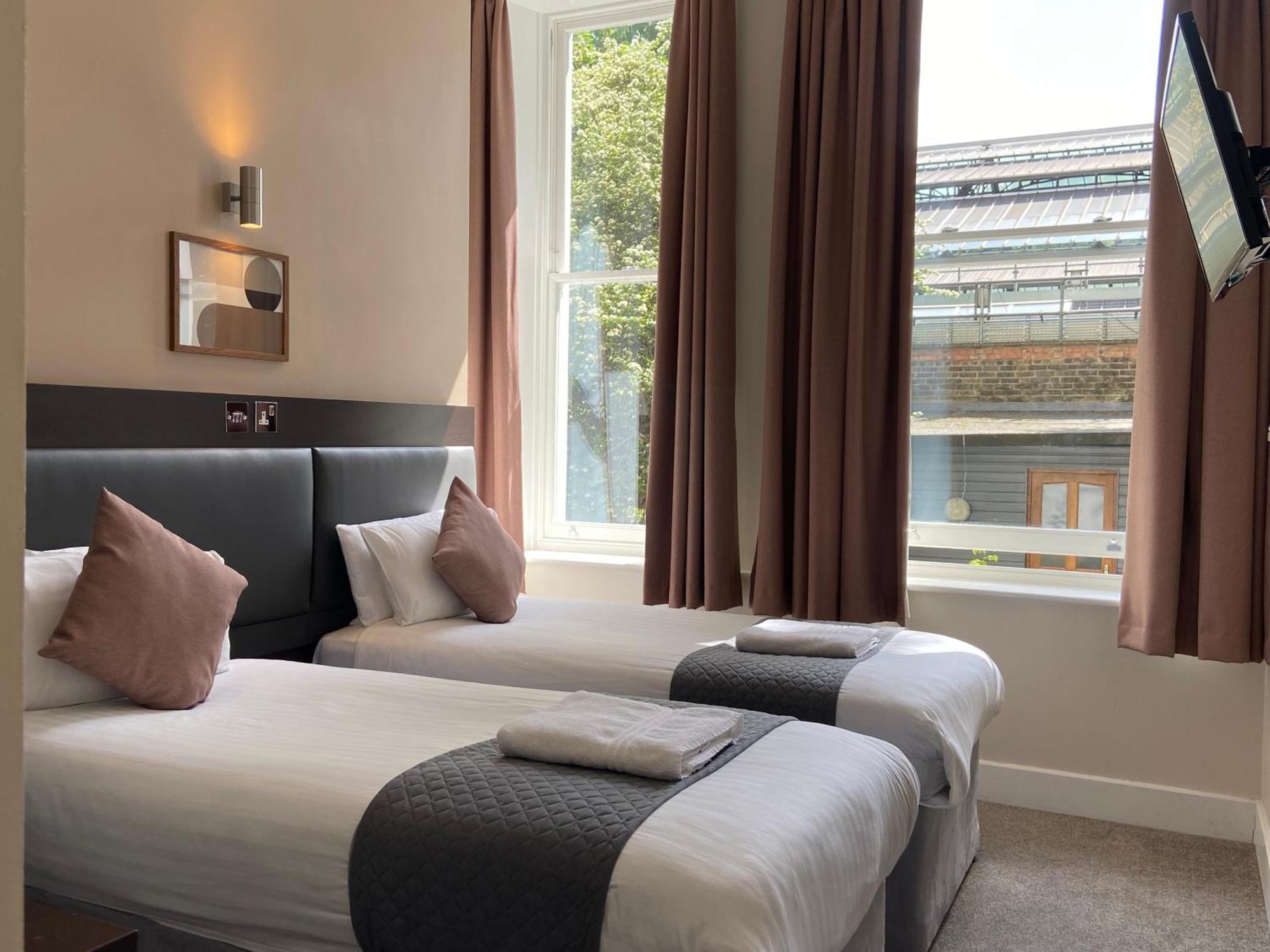 Trebovir Hotel London Exterior photo