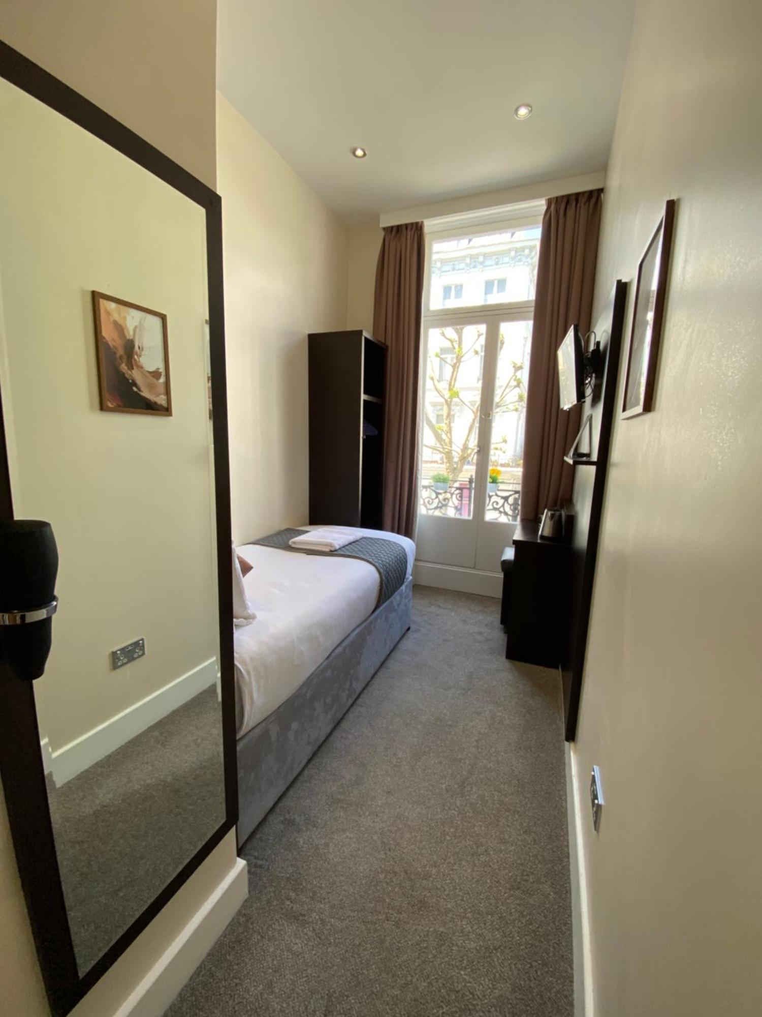 Trebovir Hotel London Exterior photo