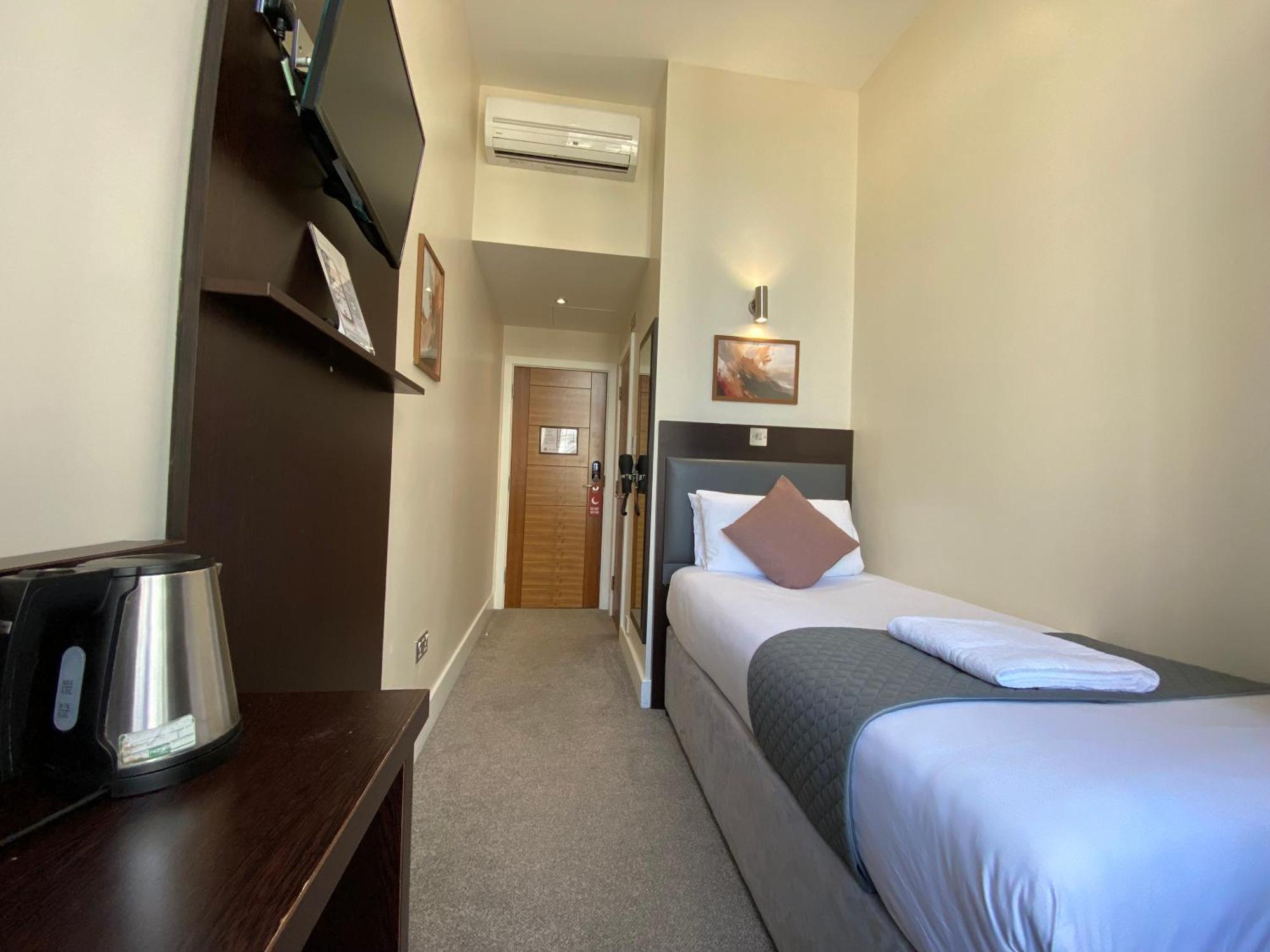 Trebovir Hotel London Exterior photo