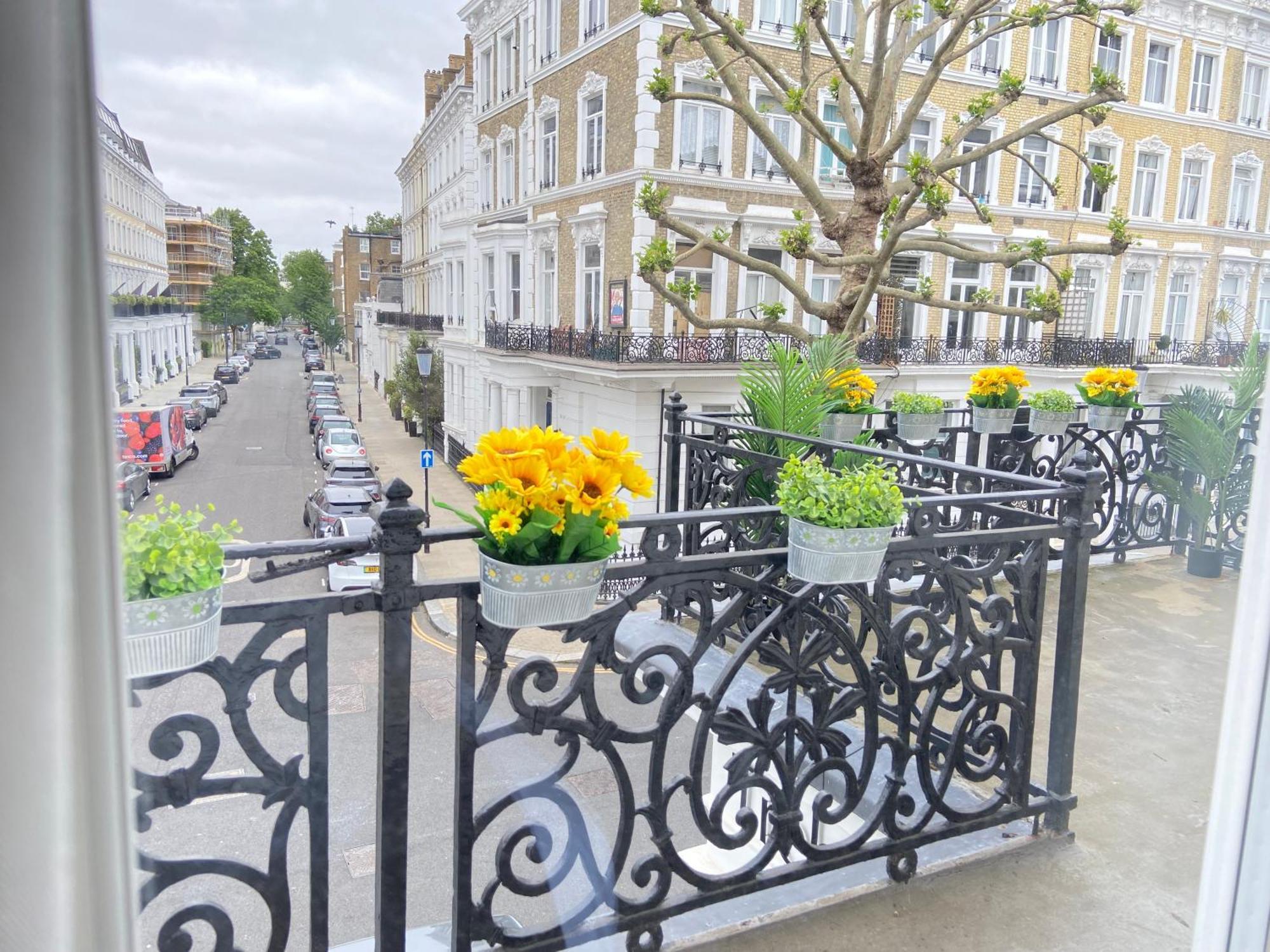 Trebovir Hotel London Exterior photo